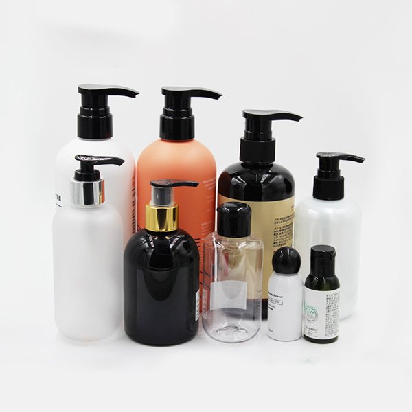 pet bottles manufacturer. cosmetic packaging